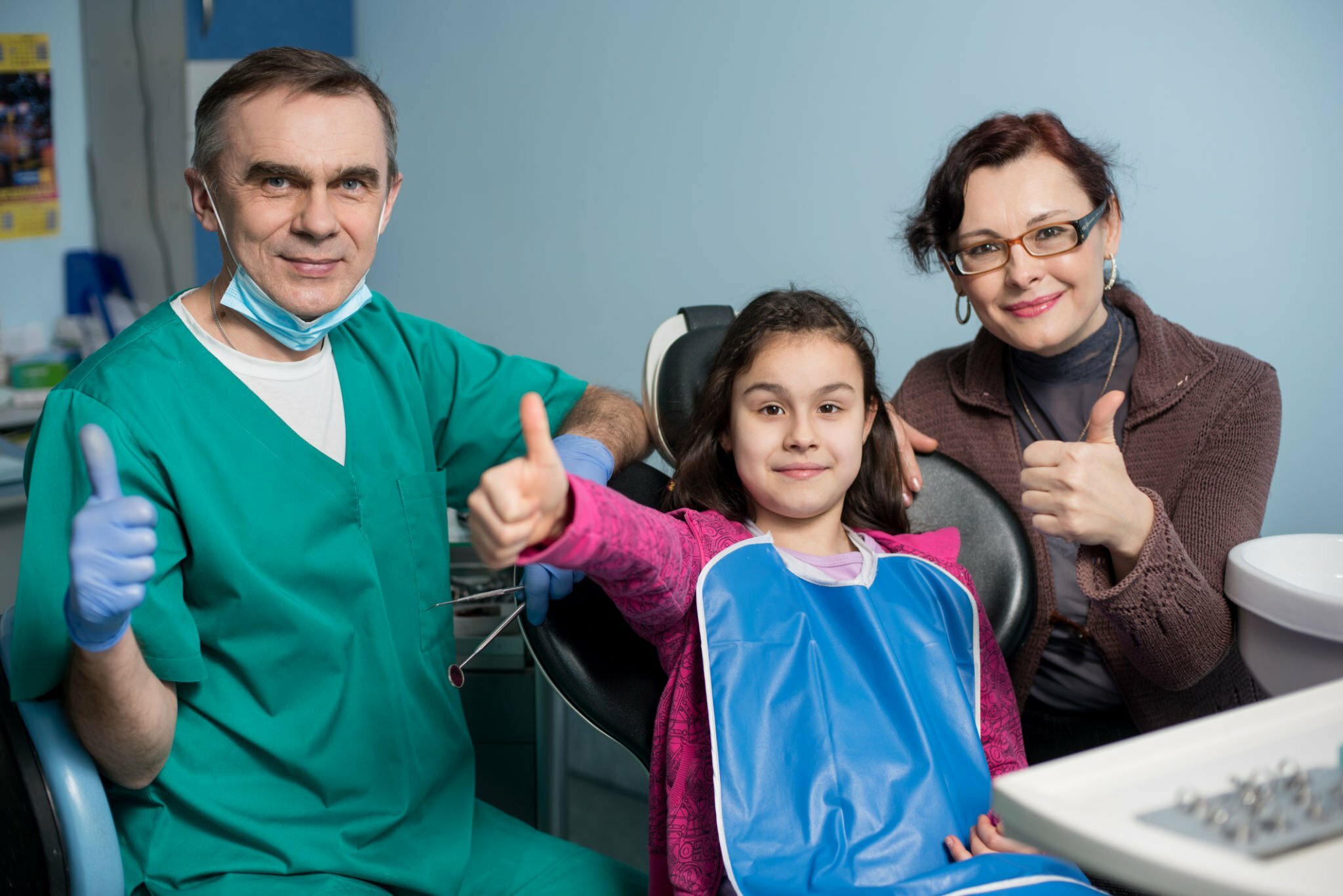 Exploring the Benefits of Family Dental in Farmington_3